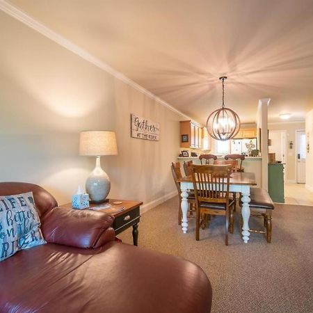 Riverfront Home Within Walking Distance Of Helen Exteriör bild